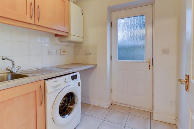 14, Rambures Close, Warwick photo 4