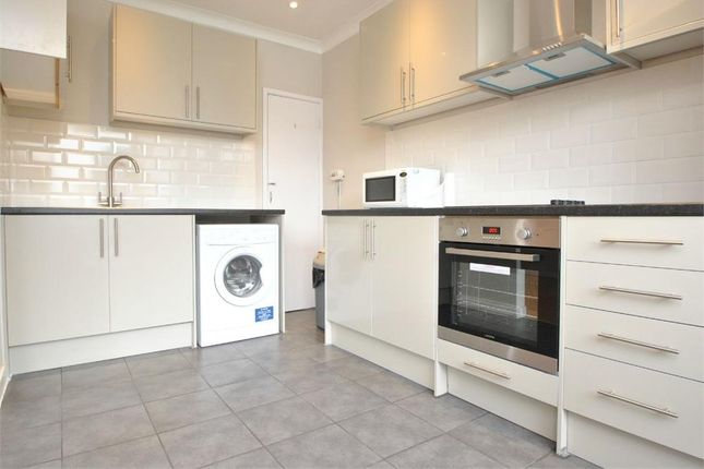 Thumbnail Flat to rent in South Ealing Road, London