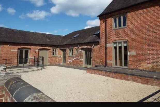 Barn conversion to rent in Old Hall Lane, Lichfield