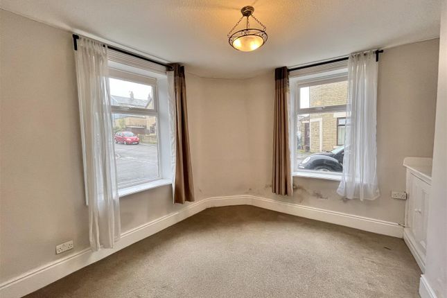 29, Derby Street, Glossop photo 4