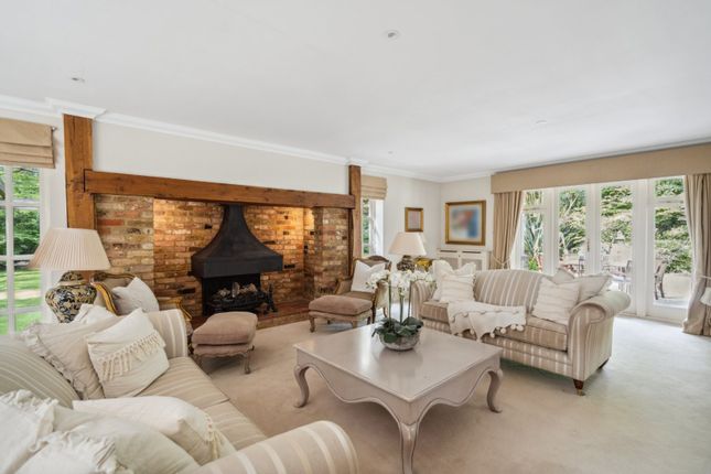 Foxwood House,, Layters Green Lane, Gerrards Cross photo 2
