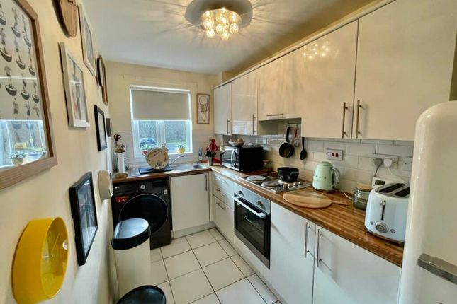 Flat for sale in Woodvale Ave, Airdrie