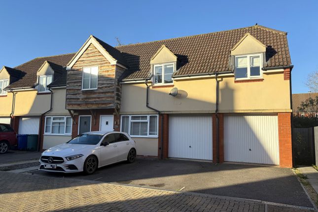 2 Bedroom Semi Detached Coach House For Sale