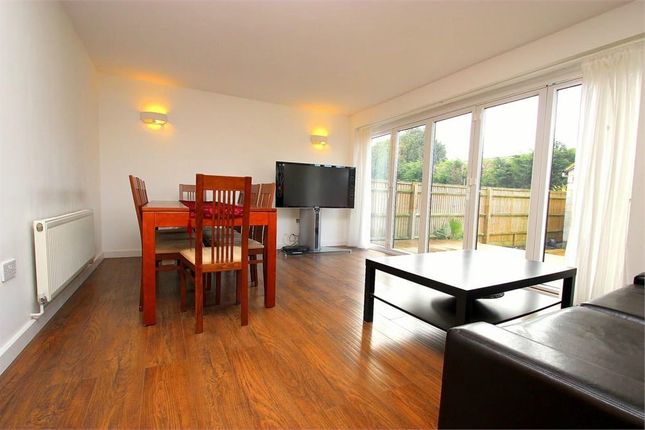Unit 7, 12, Hawthorn Drive, Denham photo 4
