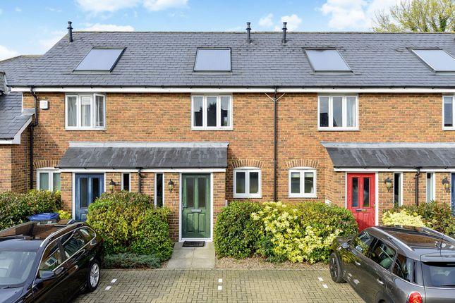 Thumbnail Terraced house for sale in Farncombe, Surrey