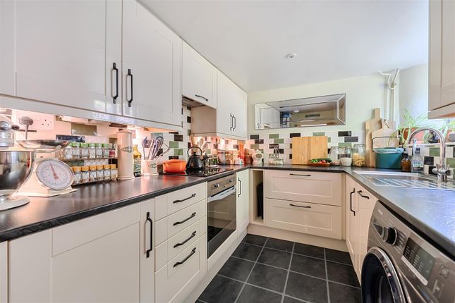 3 Combe Head Cottage, Chard photo 4