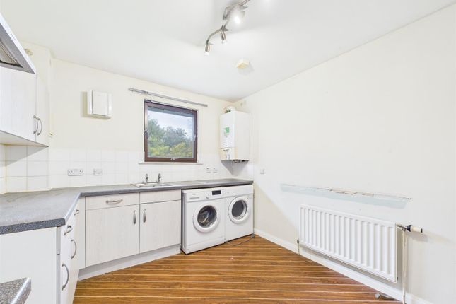 34, Culliven Court, Perth photo 4