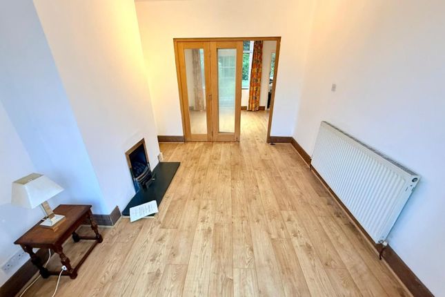 12, Epwell Grove, Birmingham photo 4