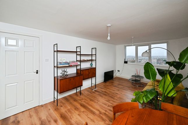 Flat 89, High Point,, Noel Street, Nottinghamshire photo 3