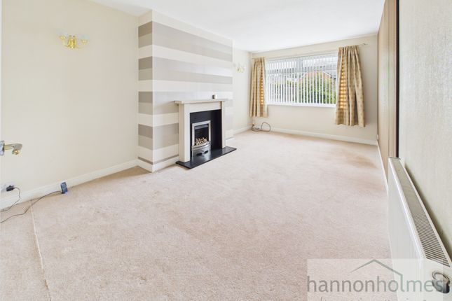 23, Redcar Road, Bolton photo 4