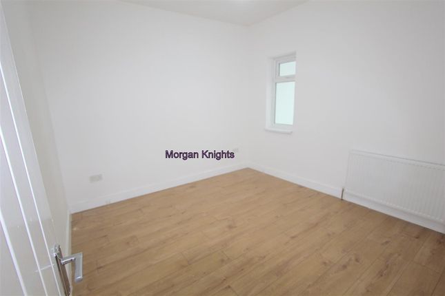 43, Grosvenor Road, Forest Gate photo 4