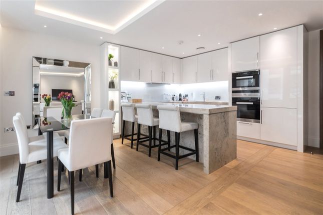 Thumbnail Flat for sale in Temple House, 13 Arundel Street, London