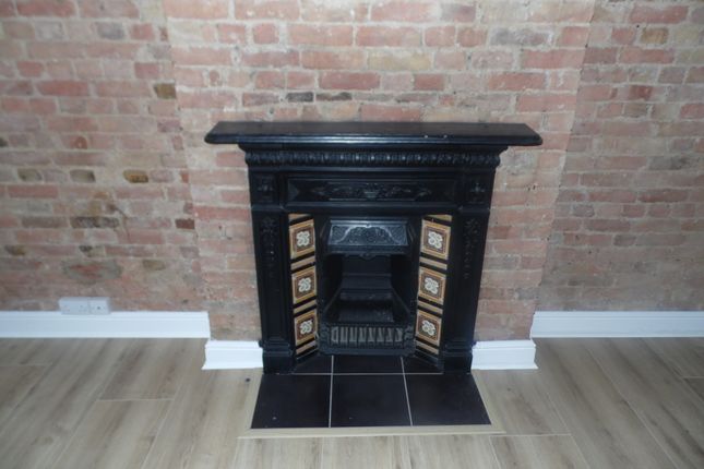 Flat 2, 6 Queen Anne Avenue, Bromley photo 4