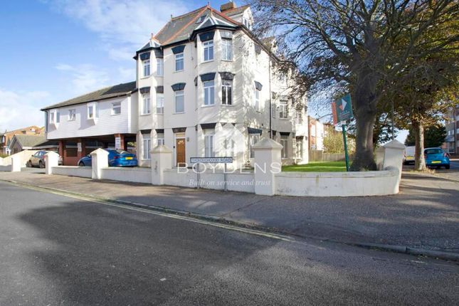 1-bed flat on Flat 3 Chandos Hall, 25 Church Road, Clacton-on-Sea, £69,000