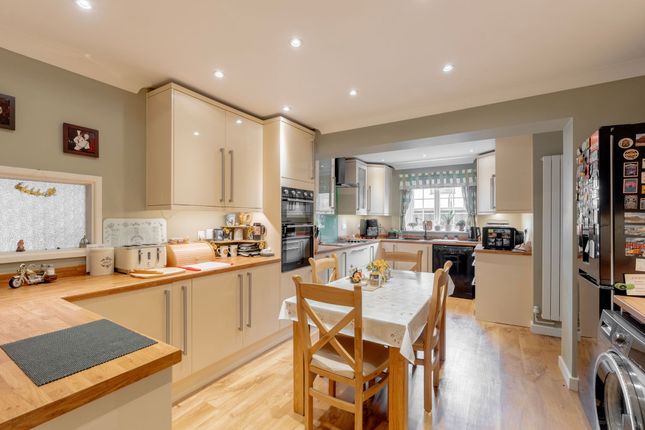 6 Letton Close, Thetford photo 2