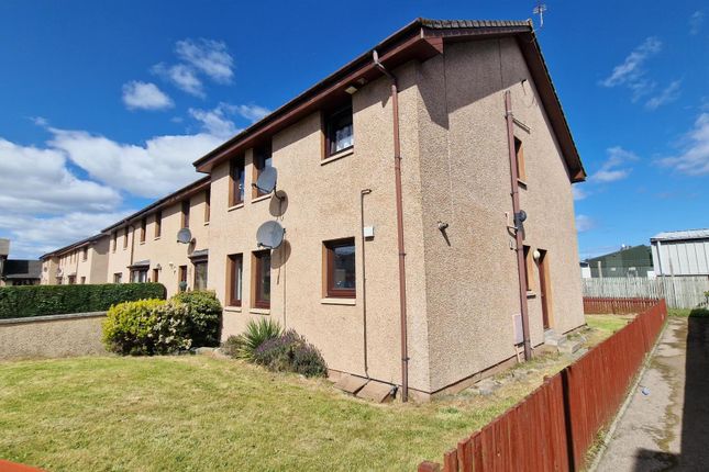 Thumbnail Flat for sale in Springfield Drive, Elgin