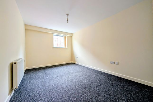 Flat 10 The Point, 100, Cheapside, Birmingham photo 4