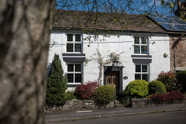 3-bed house on Old Pack Horse, High Peak, £425,000