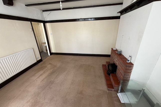 34 St. James's Road, DUDLEY photo 3