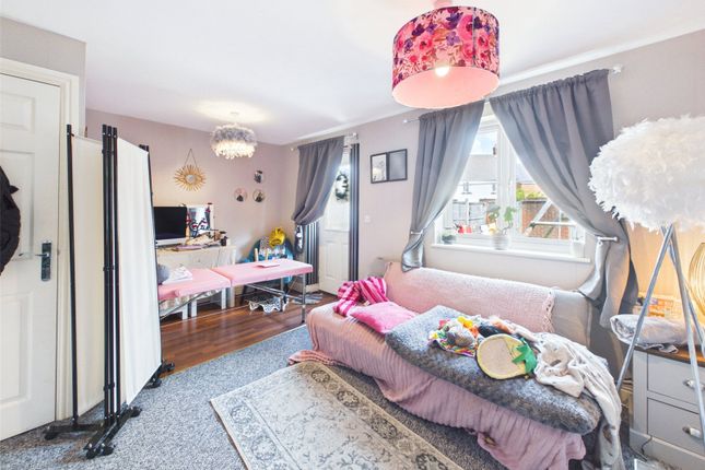 33, Irons Way, Weston-super-Mare photo 2