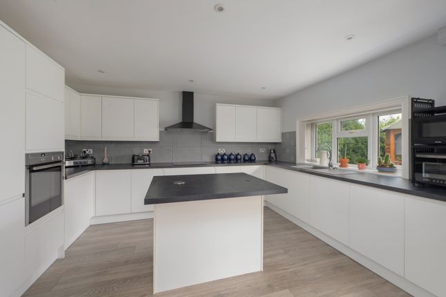9 Chestfield Road, Whitstable photo 4