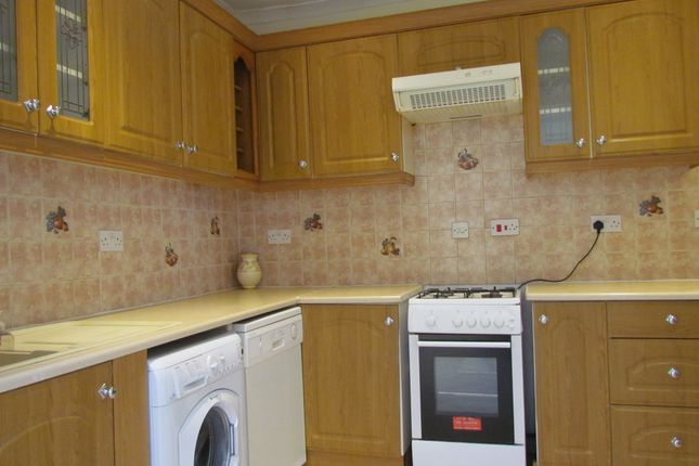 0 , Greenfield Road, London photo 5