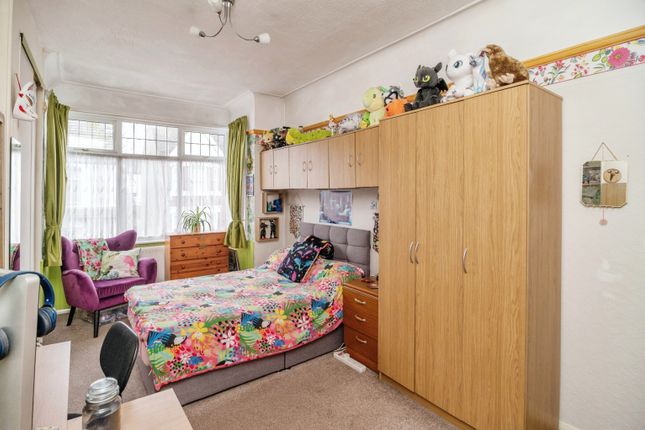 Terraced house for sale in Silverdale Avenue, Westcliff-On-Sea, Essex