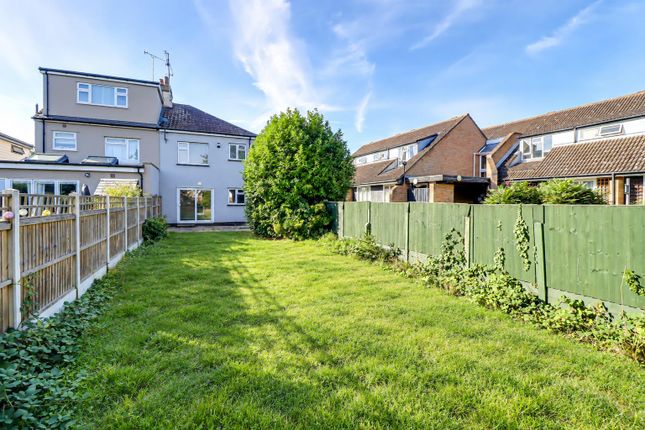 47, Bailey Road, Leigh-on-Sea photo 2