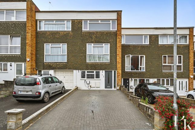 9 Goldstone Lane Bn3 (28).Jpg
