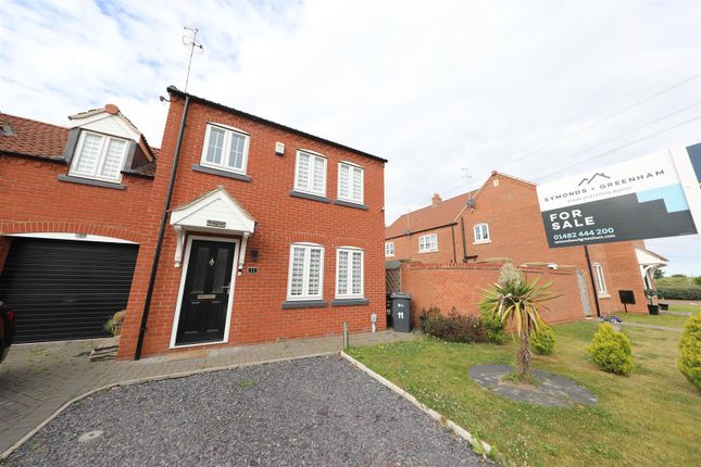 Thumbnail Semi-detached house for sale in Furlong Drive, Kingswood, Hull