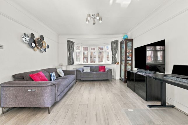 Brampton Grove, Harrow photo 2