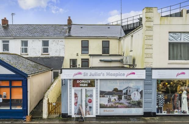 End terrace house for sale in 3A Penpol Terrace, Hayle, Cornwall