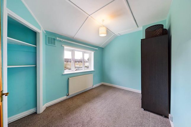 Bedroom Two (2)