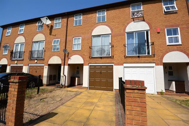 Thumbnail Terraced house to rent in Silbury Avenue, Mitcham