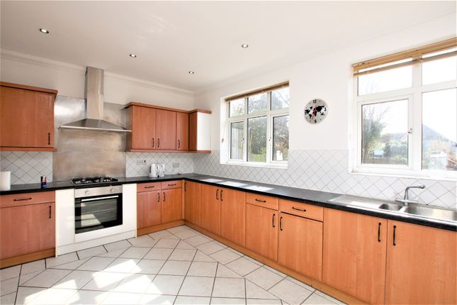 Detached house to rent in Vaughan Avenue, Hendon