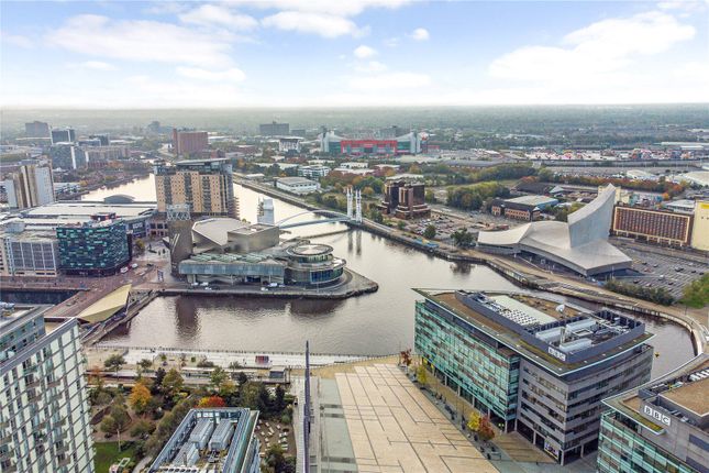 Flat for sale in 1.07 High Definition, 5 Media City UK, Salford