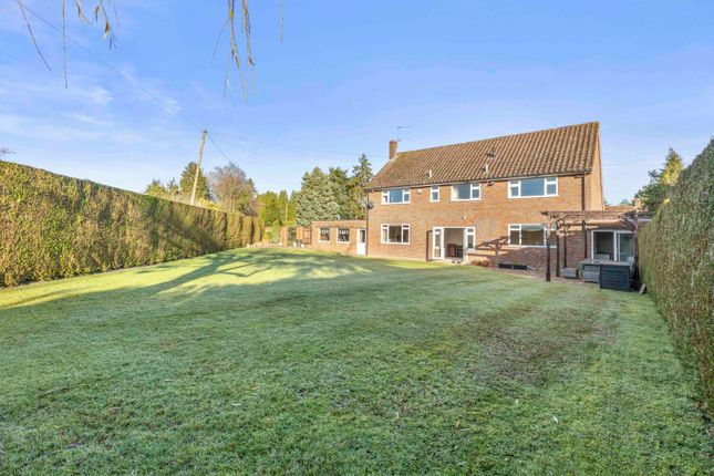 Emberwood, Doggetts Wood Lane, Little Chalfont photo 3