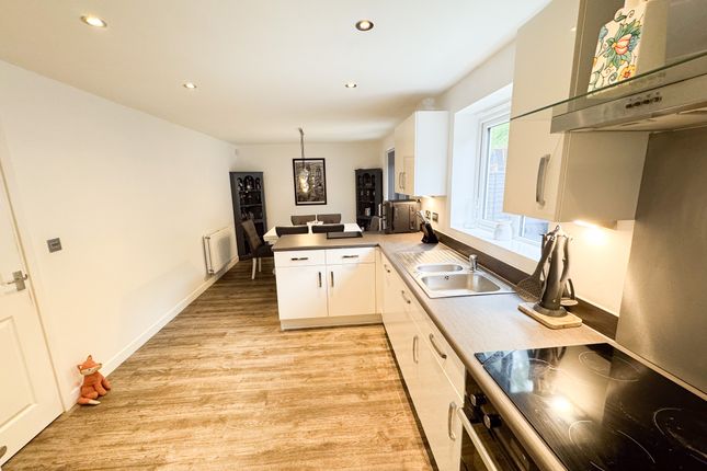 52, Philip Clarke Drive, Stoke-on-Trent photo 3