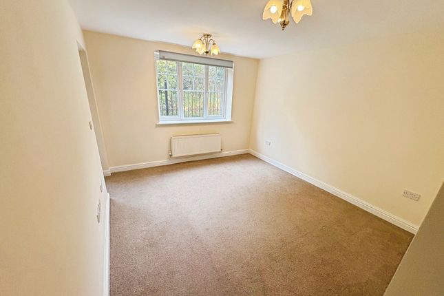Bentley Lane, West Midlands photo 3