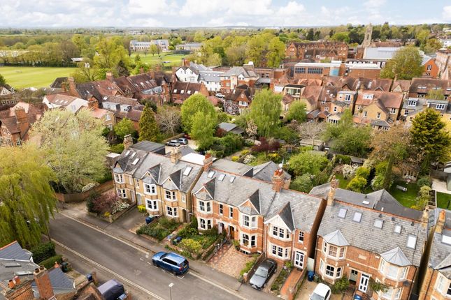 Thumbnail Town house for sale in Thorncliffe Road, Oxford