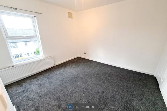 Prospect Road, Old Whittington, Chesterfield photo 3
