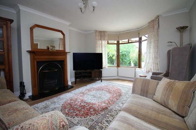 12, Meadway, Tonbridge photo 2