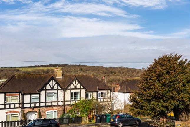 Thumbnail Property for sale in Beechgrove, Brighton