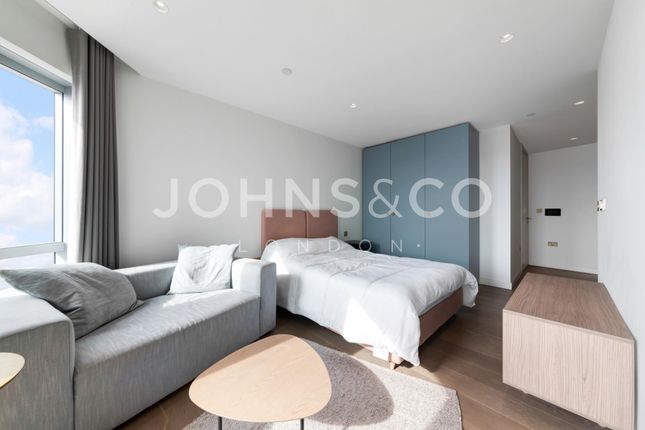 Flat 1102 4, Cutter Lane, London photo 4