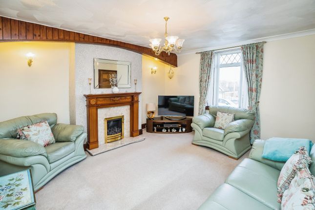 16, Daisy Road, Brynteg photo 2