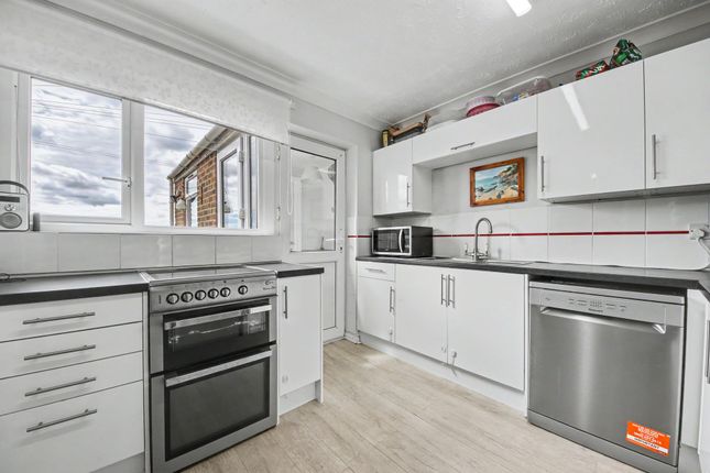 45 Elm Road, Southampton photo 4