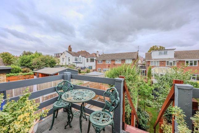 79A, Lord Roberts Avenue, Leigh-On-Sea photo 3