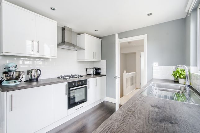 Thumbnail Flat to rent in Hitherfield Road, London