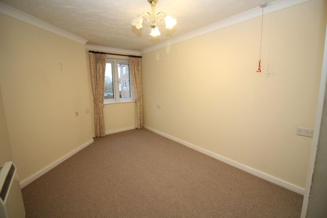 Flat for sale in New Station Road, Fishponds, Bristol