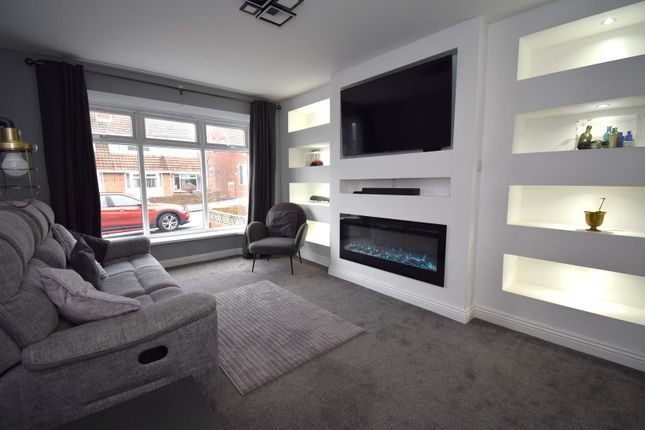 33, High Meadow, South Shields photo 2